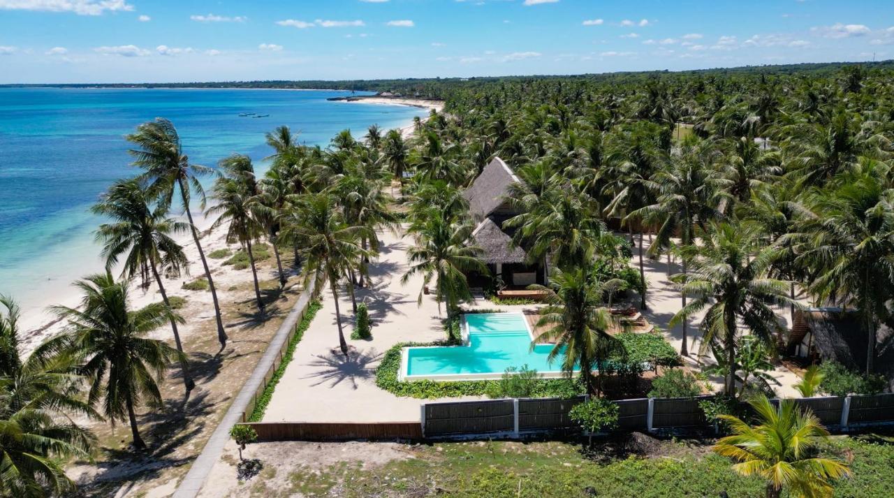 81 Palms Resort Nembrala Zewnętrze zdjęcie