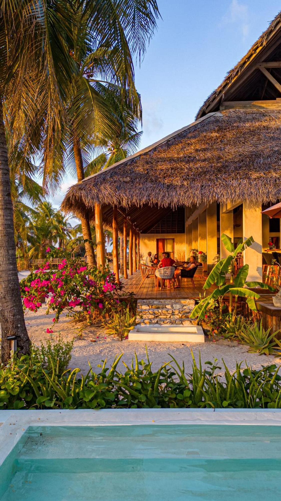 81 Palms Resort Nembrala Zewnętrze zdjęcie
